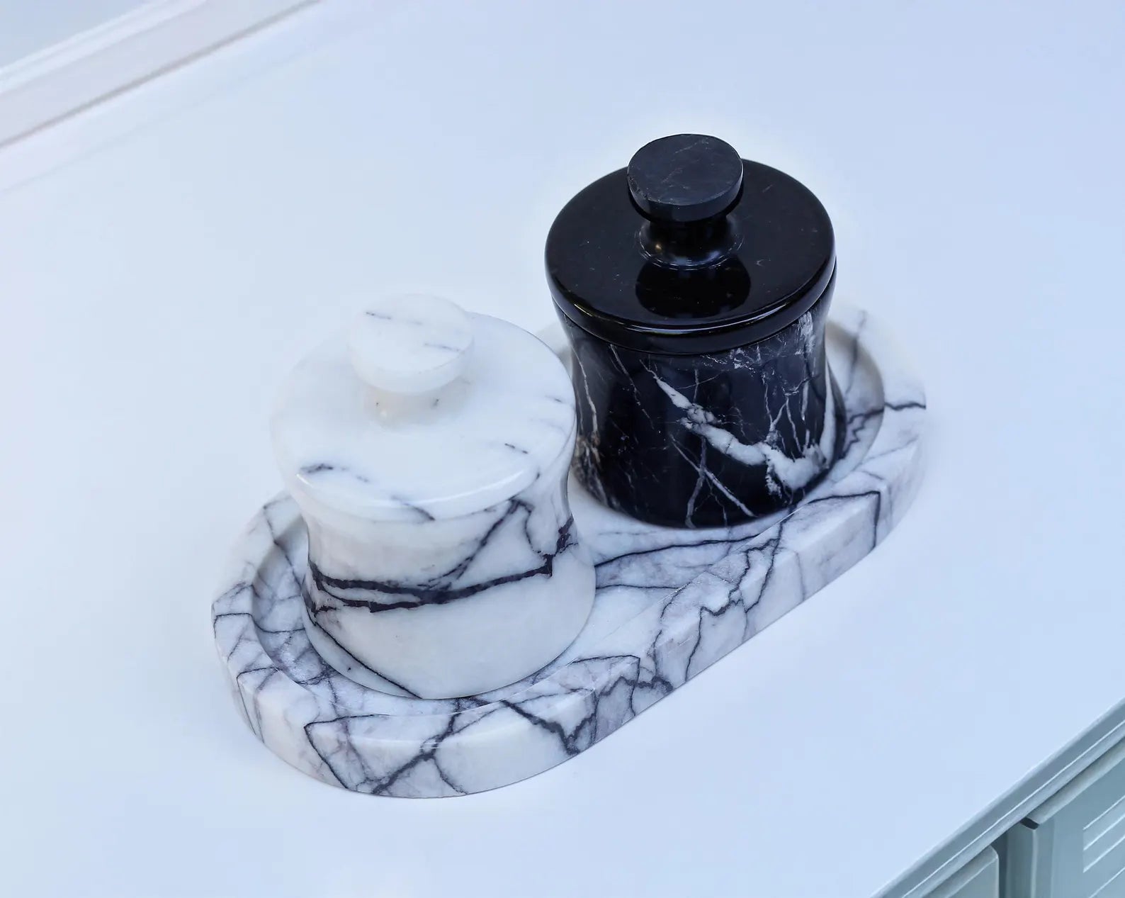 CLEMENZA 3-Piece Handmade Marble Jar Set with Tray – Black & White Marble Salt Cellar | Ege Home Decor