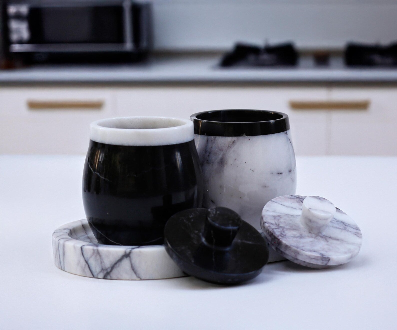 DOMINA 3-Piece Veined White & Black Marble Jar Set with Tray – Salt Cellar & Sugar Pot | Ege Home Decor