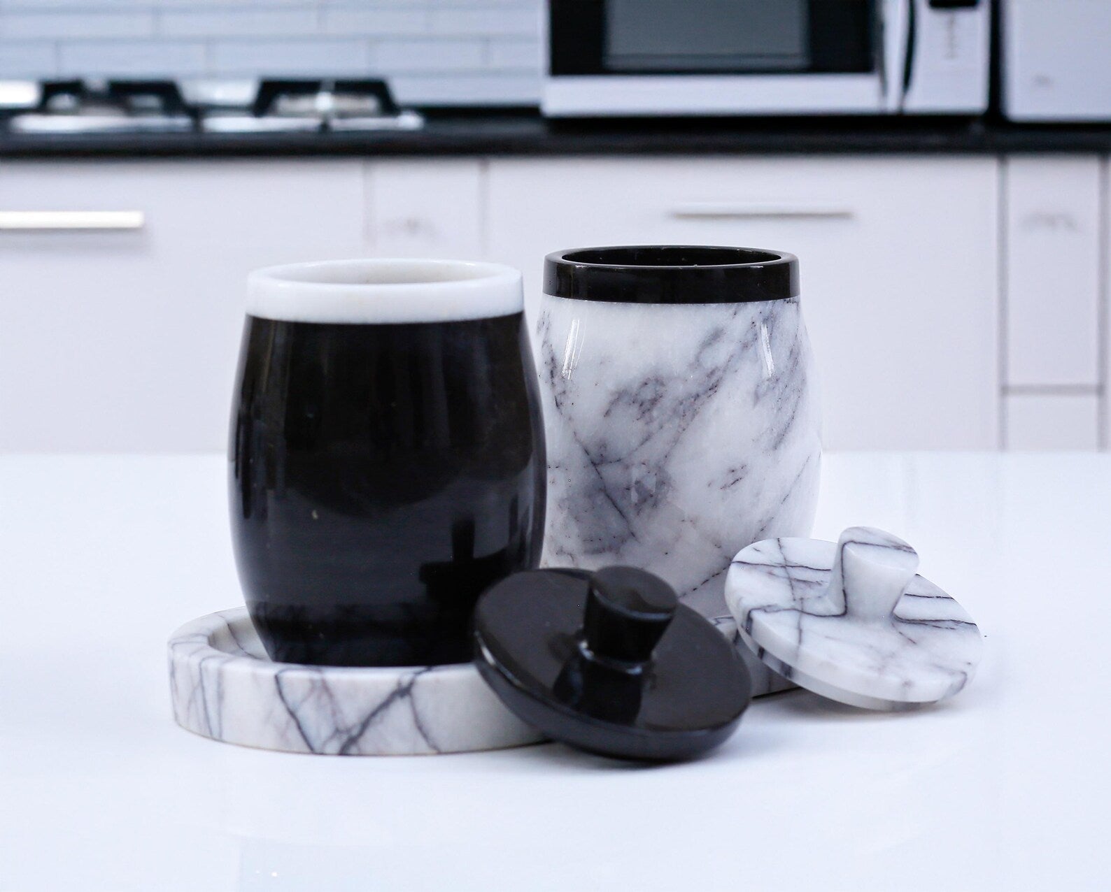 DOMINA 3-Piece Veined White & Black Marble Jar Set with Tray – Salt Cellar & Sugar Pot | Ege Home Decor